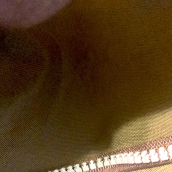 Baggallini Crossbody light brown brushed nickel hardware 4 pockets - Picture 8 of 14